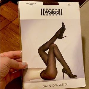 NWT- Wolford Satin opaque 50 tights💜🖤